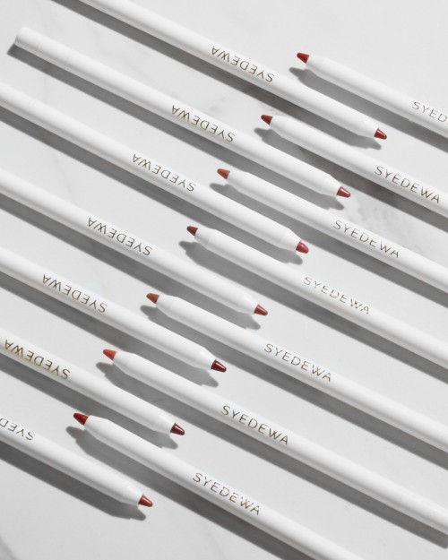Seville Artist Finish Lip Liner