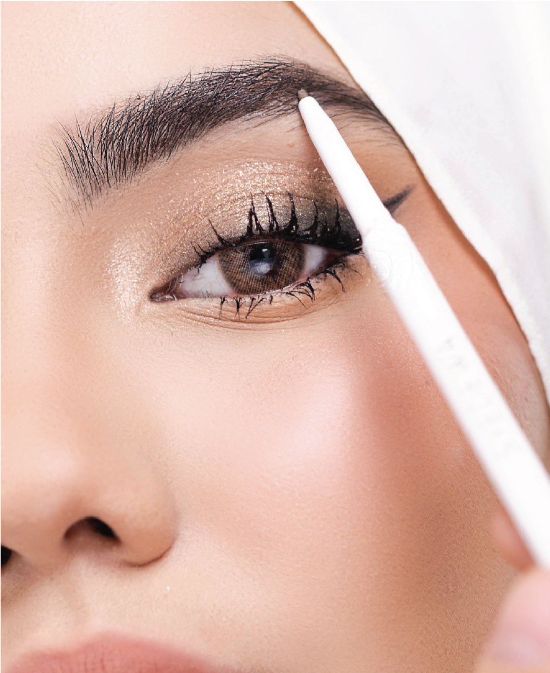 Brow Definer: Light Brown
