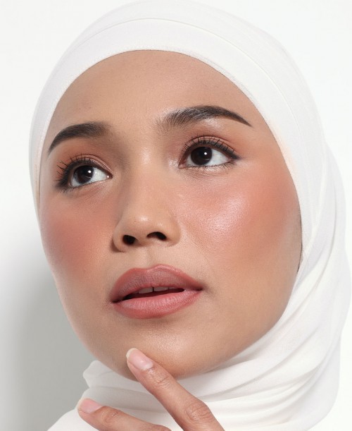 Sri Aman Artist Finish Lip Liner